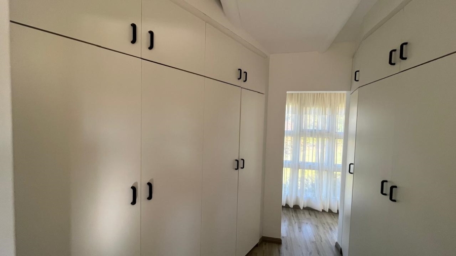 3 Bedroom Property for Sale in Wavecrest Eastern Cape